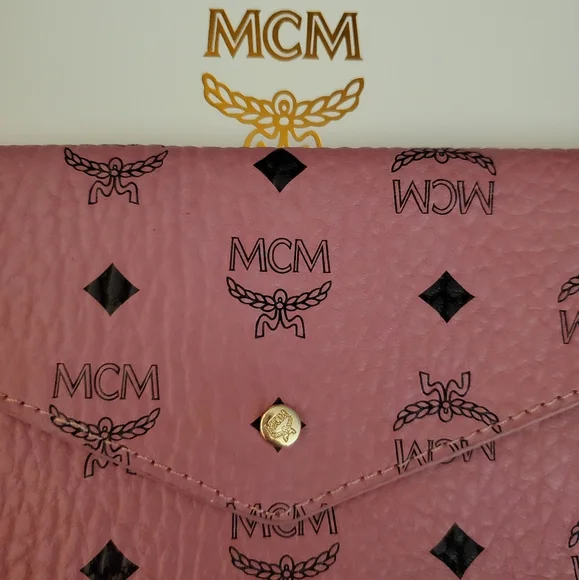 MCM Pink Or Congac Visetos Envelope Clutch Handbag, Size 8½"x5½" - Picture 4 of 13